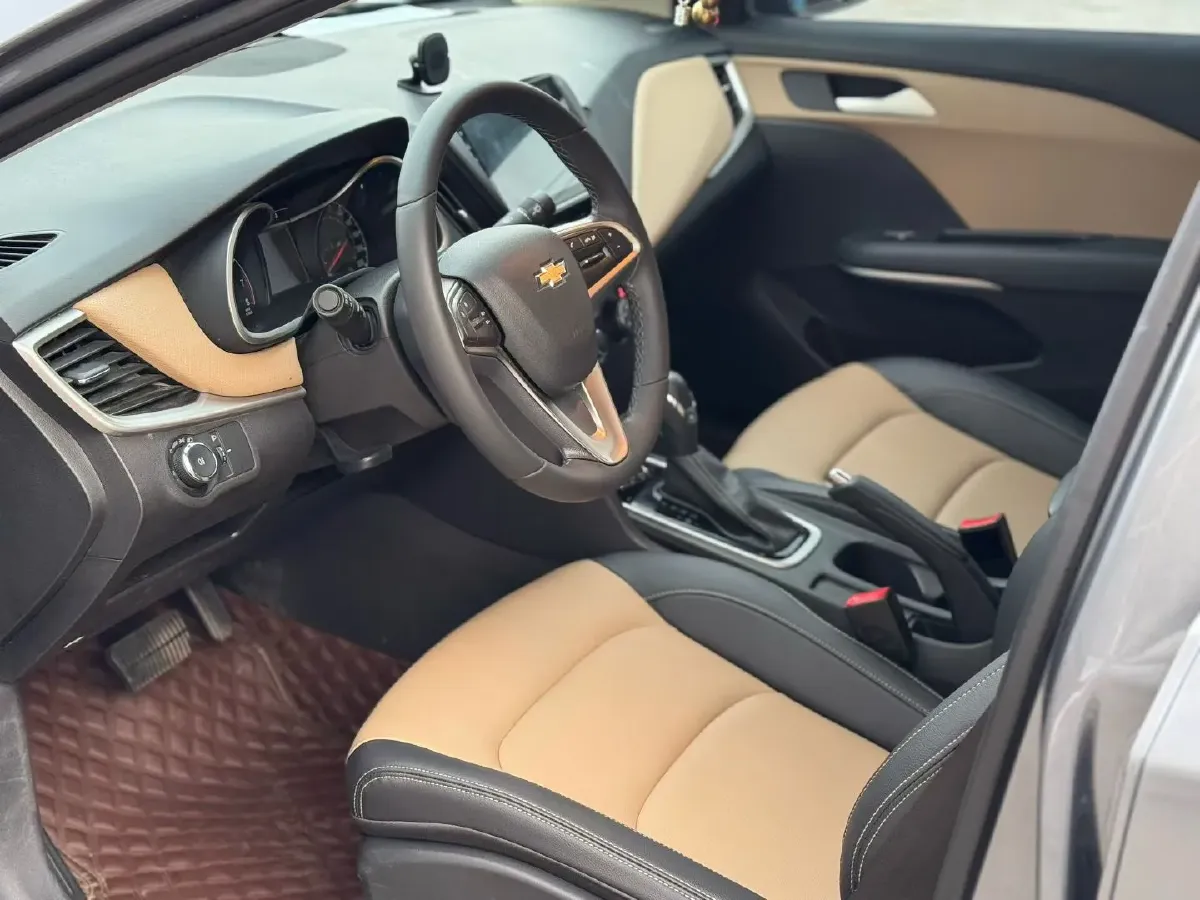 2021 Chevrolet Monza 1.5L 113HP L4 6AT,autocango,china used car exporter,china ev exporter,chinese used car exporter,chinese used ev exporter