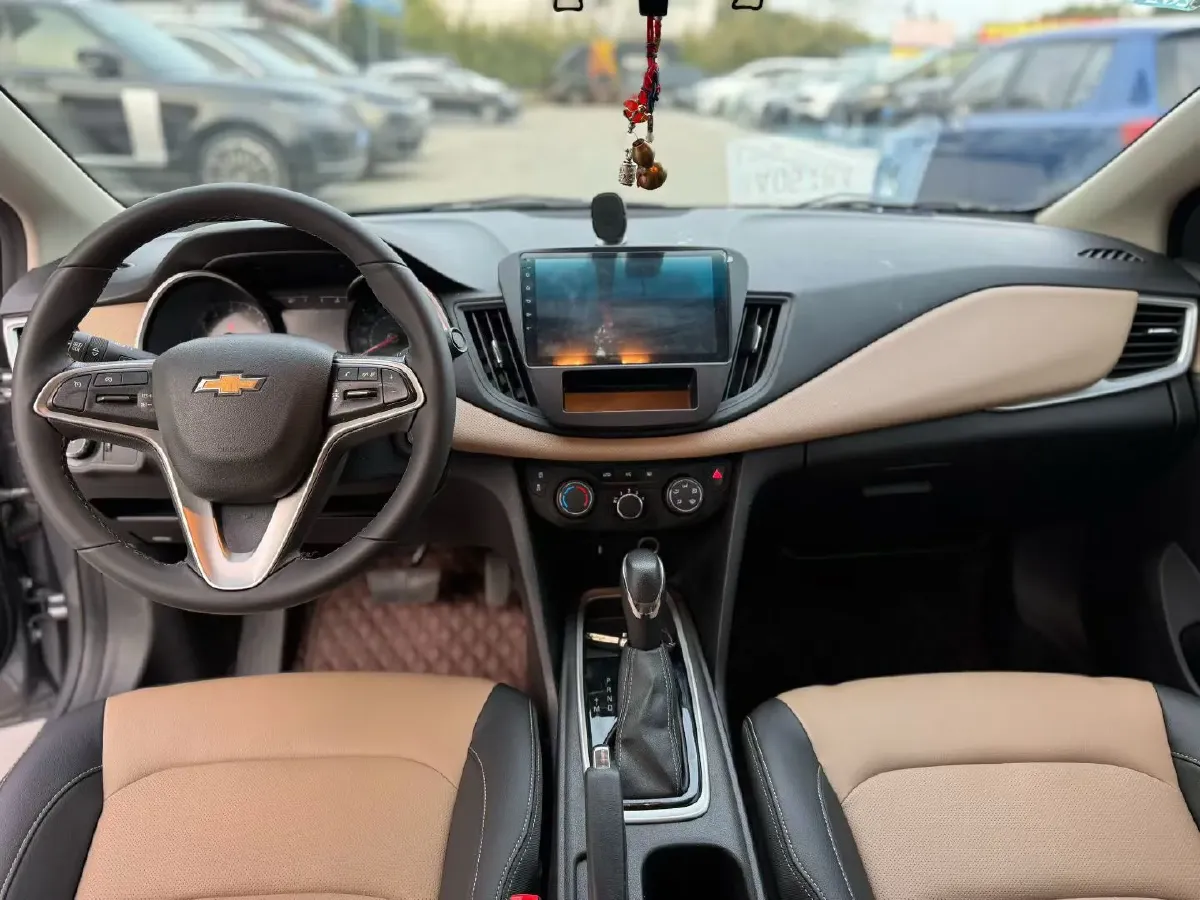 2021 Chevrolet Monza 1.5L 113HP L4 6AT,autocango,china used car exporter,china ev exporter,chinese used car exporter,chinese used ev exporter