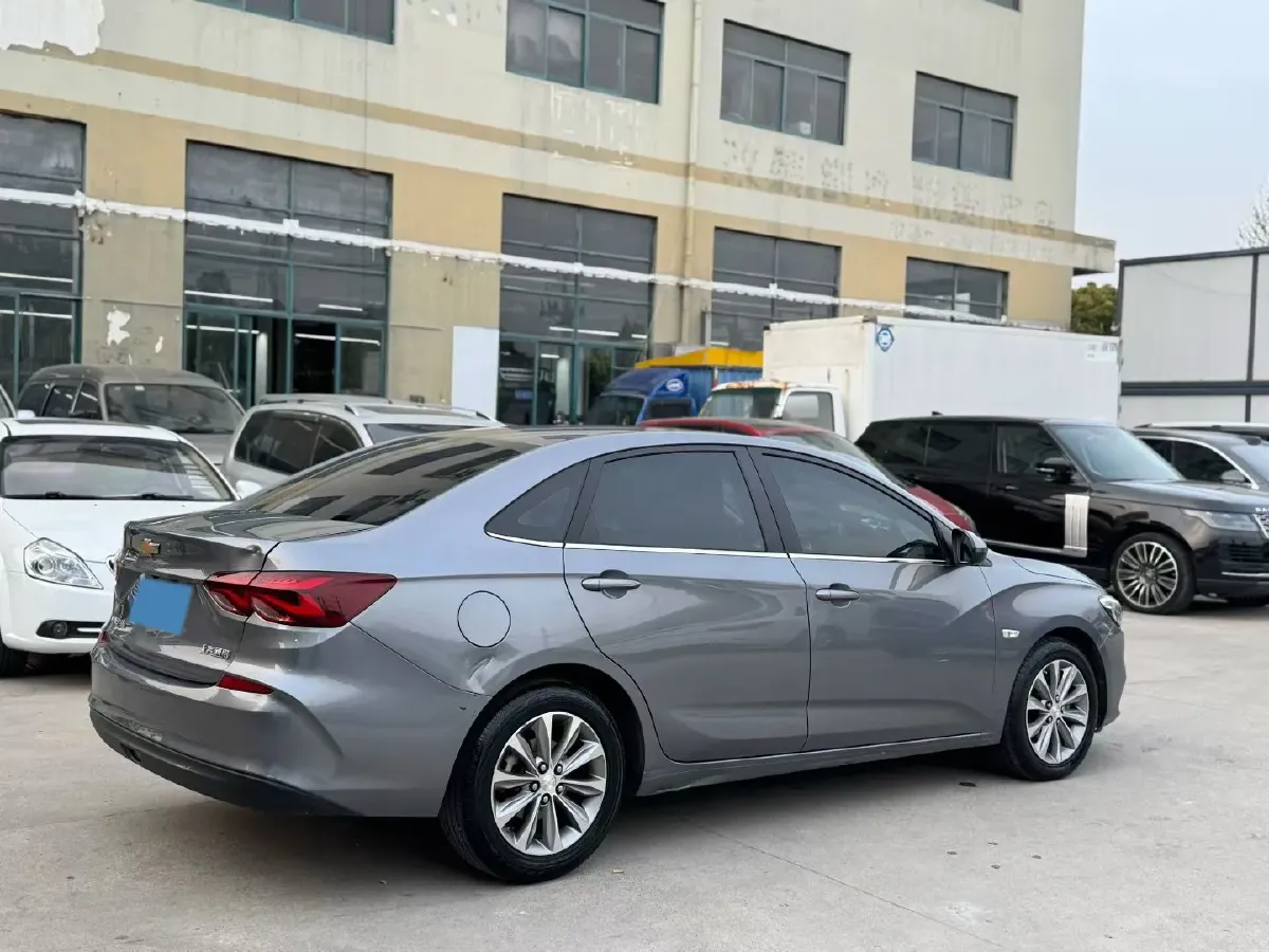 2021 Chevrolet Monza 1.5L 113HP L4 6AT,autocango,china used car exporter,china ev exporter,chinese used car exporter,chinese used ev exporter