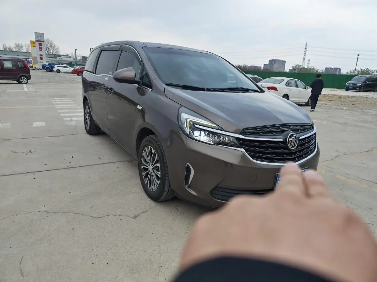 2021 Buick GL8 2.0T 237HP L4 9AT,autocango,china used car exporter,china ev exporter,chinese used car exporter,chinese used ev exporter