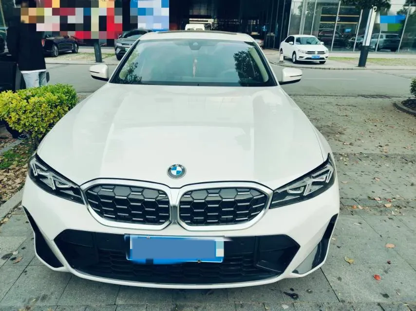 2023 BMW 3 Series 2.0T 184HP L4 8AT,autocango,china used car exporter,china ev exporter,chinese used car exporter,chinese used ev exporter