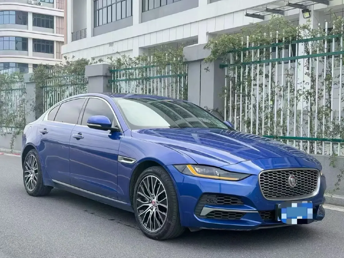 2020 Jaguar XEL 2.0T 200HP L4 8AT,autocango,china used car exporter,china ev exporter,chinese used car exporter,chinese used ev exporter
