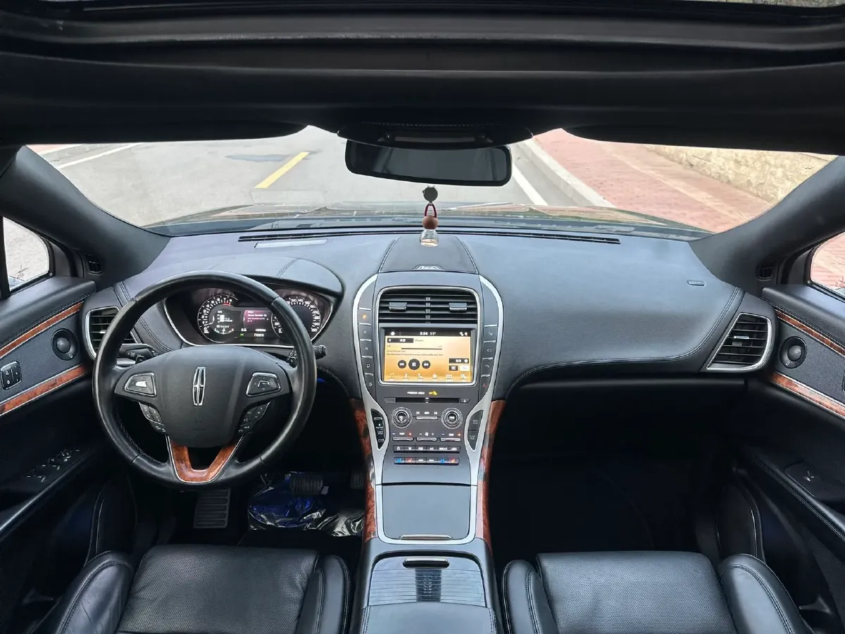 2017 Lincoln MKX 2.7T 340HP V6 6AT,autocango,china used car exporter,china ev exporter,chinese used car exporter,chinese used ev exporter