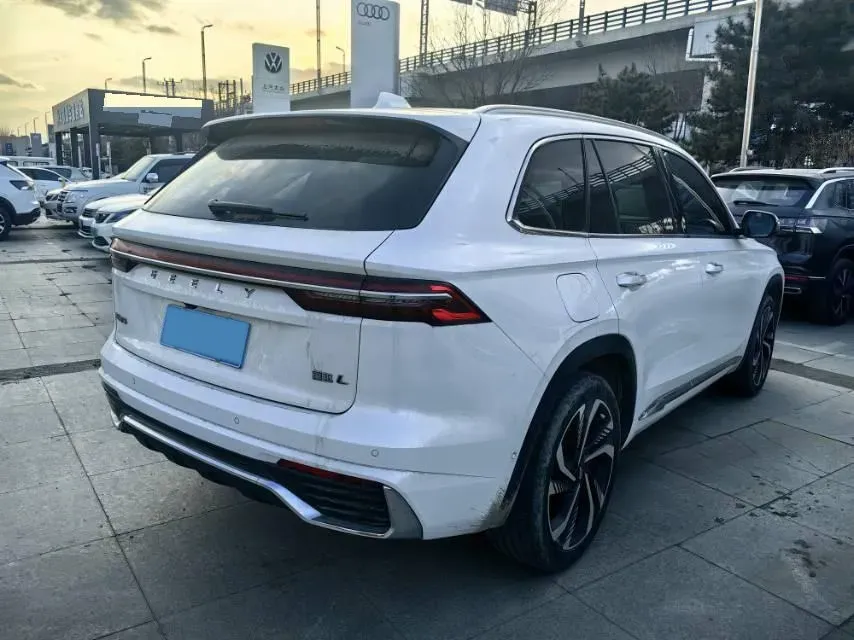 2021 Geely Monjaro 2.0T 218HP L4 7DCT,autocango,china used car exporter,china ev exporter,chinese used car exporter,chinese used ev exporter
