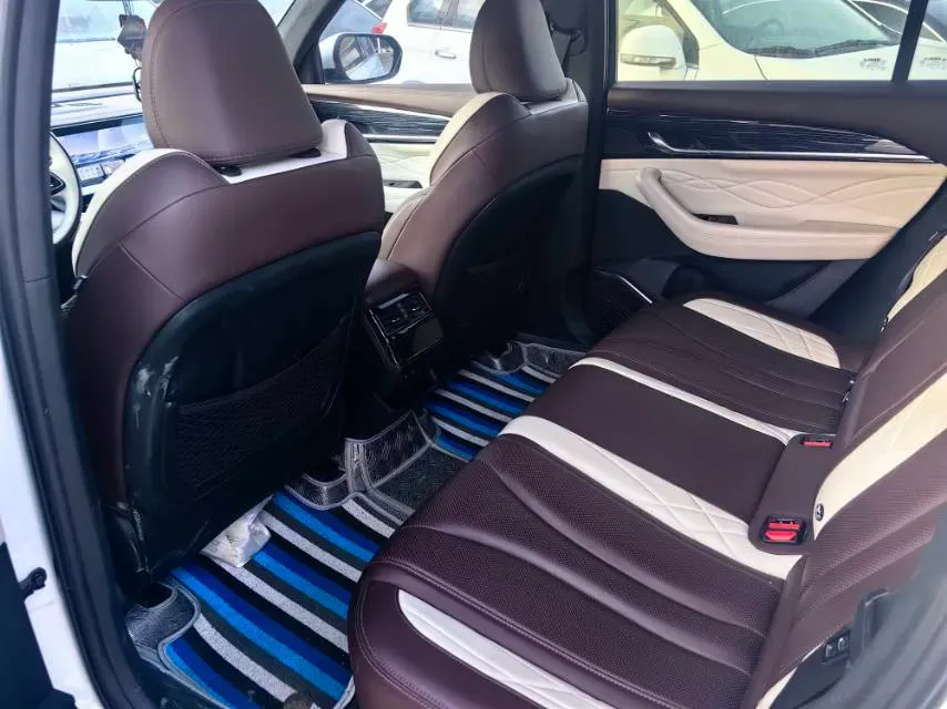 2021 Geely Monjaro 2.0T 218HP L4 7DCT,autocango,china used car exporter,china ev exporter,chinese used car exporter,chinese used ev exporter