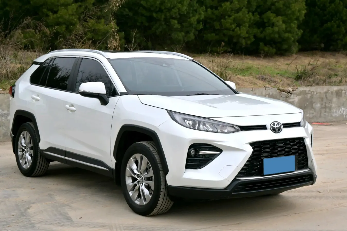 2022 Toyota Wildlander 2.0L 171HP L4 CVT,autocango,china used car exporter,china ev exporter,chinese used car exporter,chinese used ev exporter