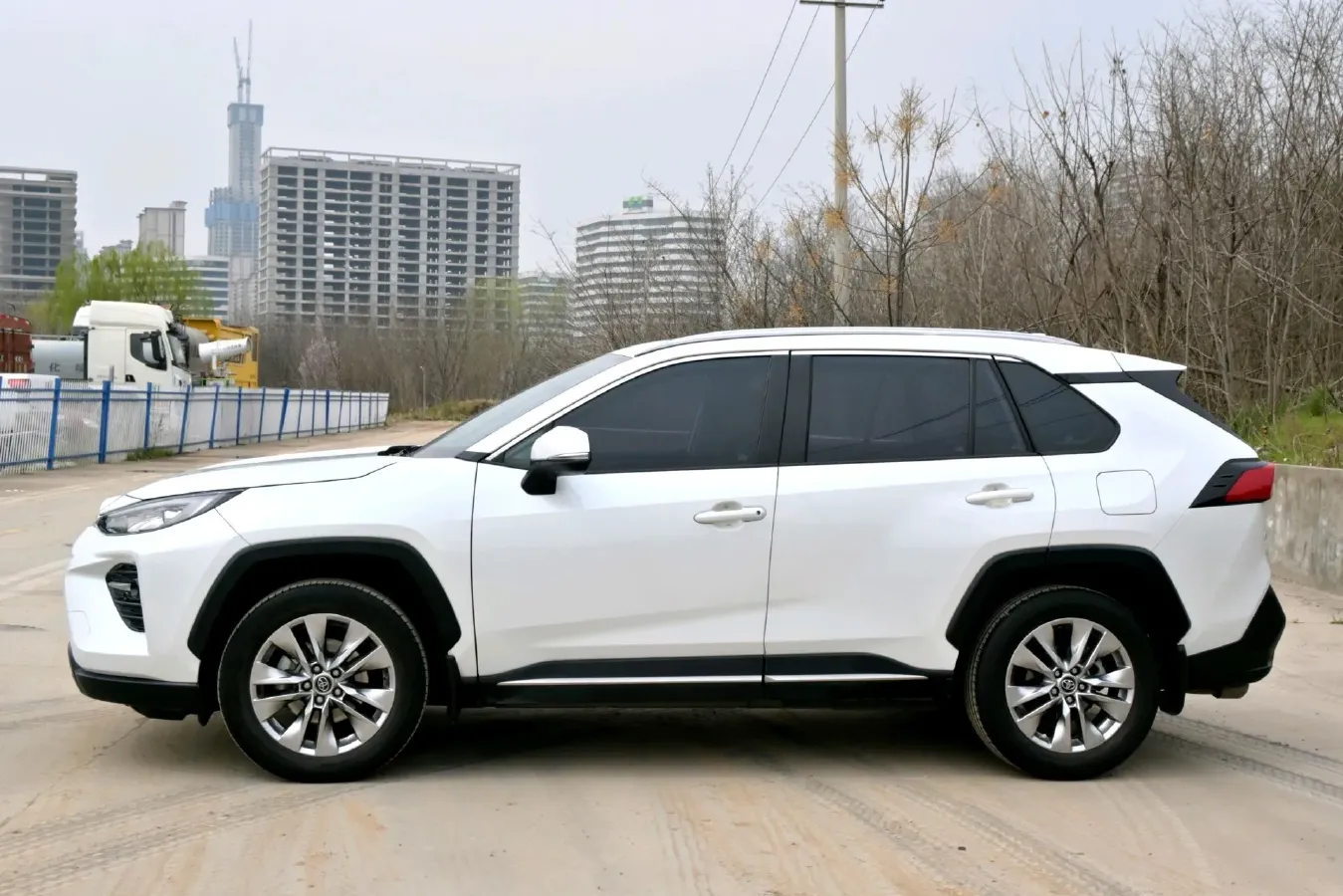 2022 Toyota Wildlander 2.0L 171HP L4 CVT,autocango,china used car exporter,china ev exporter,chinese used car exporter,chinese used ev exporter