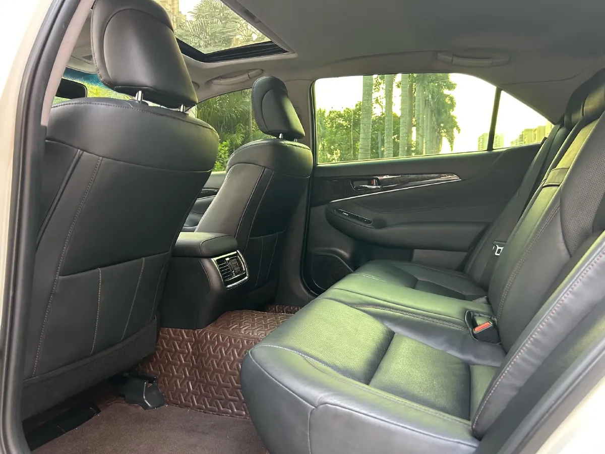 2018 Infiniti Q50L 2.0T 211HP L4 7AT,autocango,china used car exporter,china ev exporter,chinese used car exporter,chinese used ev exporter