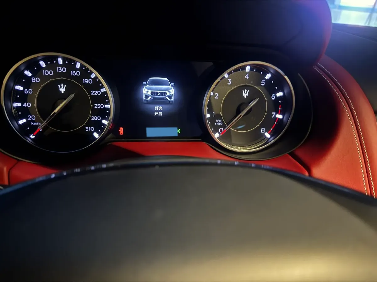 2021 Maserati Levante 3.0T 350HP V6 8AT,autocango,china used car exporter,china ev exporter,chinese used car exporter,chinese used ev exporter