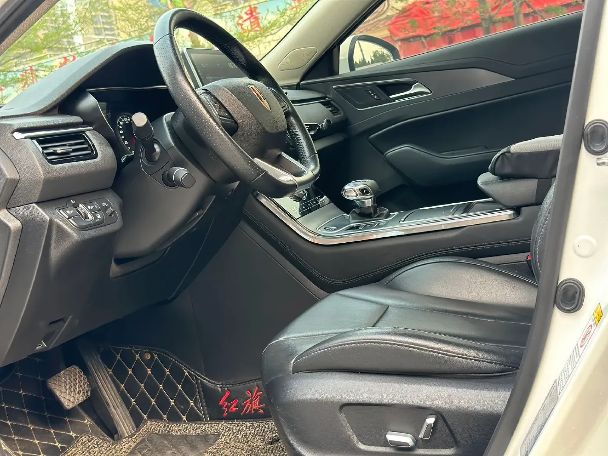 2020 HongQi H5 1.8T 197HP L4 6AT,autocango,china used car exporter,china ev exporter,chinese used car exporter,chinese used ev exporter