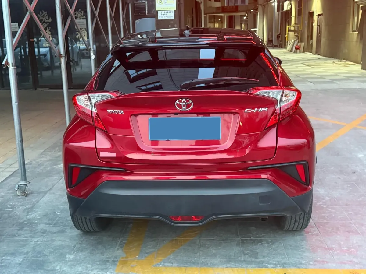 2020 Toyota C-HR 2.0L 171HP L4 CVT,autocango,china used car exporter,china ev exporter,chinese used car exporter,chinese used ev exporter