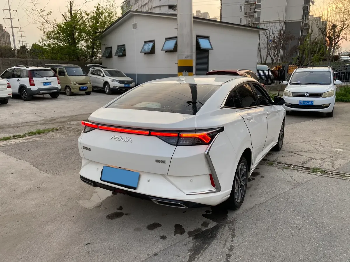 2021 DongFeng Aeolus YiXuan 1.5T 150HP L4 6DCT,autocango,china used car exporter,china ev exporter,chinese used car exporter,chinese used ev exporter