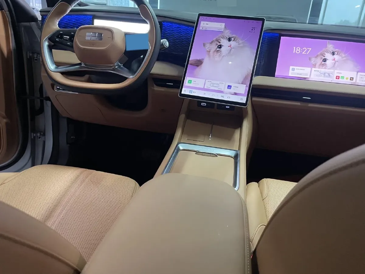 2025 Geely Galaxy L7 1.5L 112HP L4 1DHT PHEV 18.4KWH,autocango,china used car exporter,china ev exporter,chinese used car exporter,chinese used ev exporter