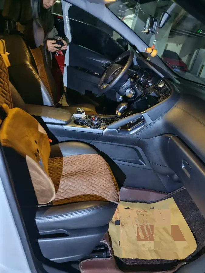 2016 Peugeot 3008 2.0L 147HP L4 6AT,autocango,china used car exporter,china ev exporter,chinese used car exporter,chinese used ev exporter