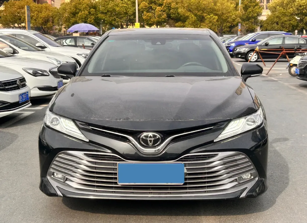 2018 Toyota Camry 2.5L 209HP L4 8AT,autocango,china used car exporter,china ev exporter,chinese used car exporter,chinese used ev exporter