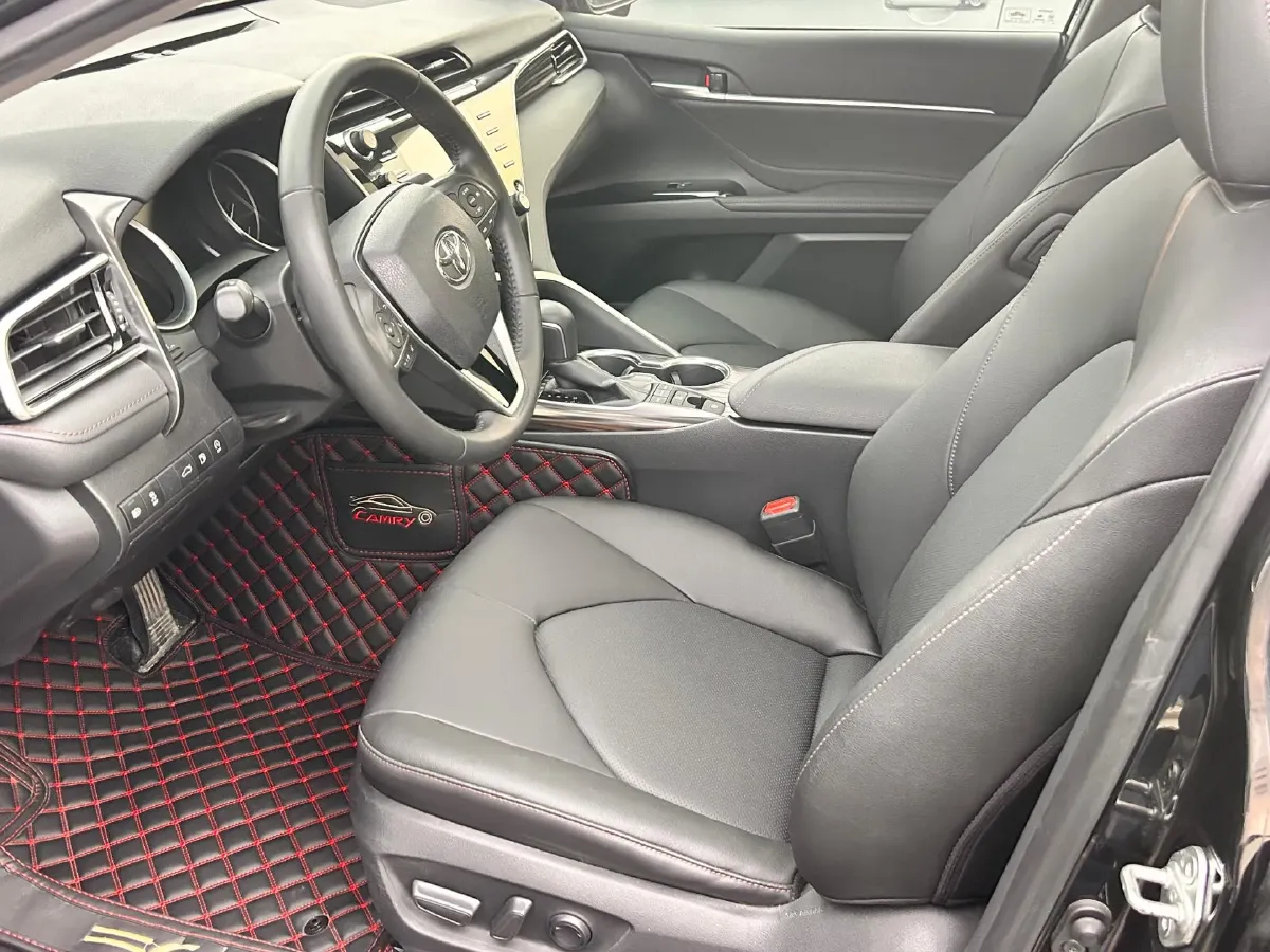 2018 Toyota Camry 2.5L 209HP L4 8AT,autocango,china used car exporter,china ev exporter,chinese used car exporter,chinese used ev exporter