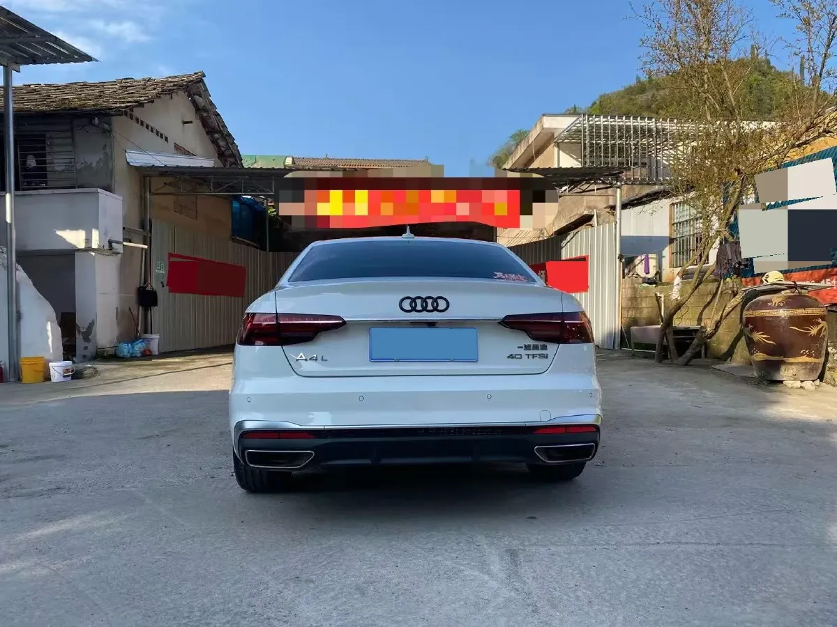 2023 Audi A4L 2.0T 190HP L4 7DCT,autocango,china used car exporter,china ev exporter,chinese used car exporter,chinese used ev exporter