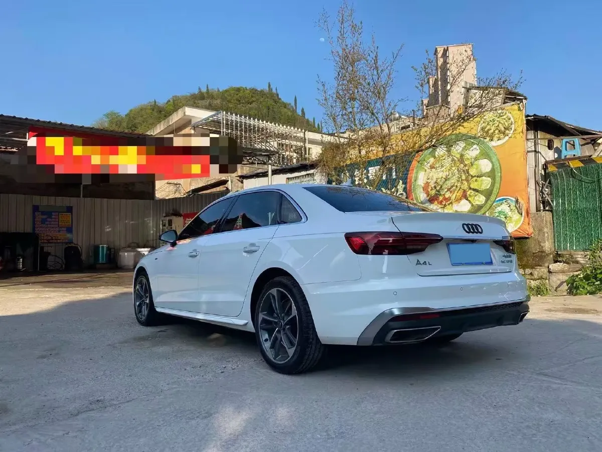 2023 Audi A4L 2.0T 190HP L4 7DCT,autocango,china used car exporter,china ev exporter,chinese used car exporter,chinese used ev exporter