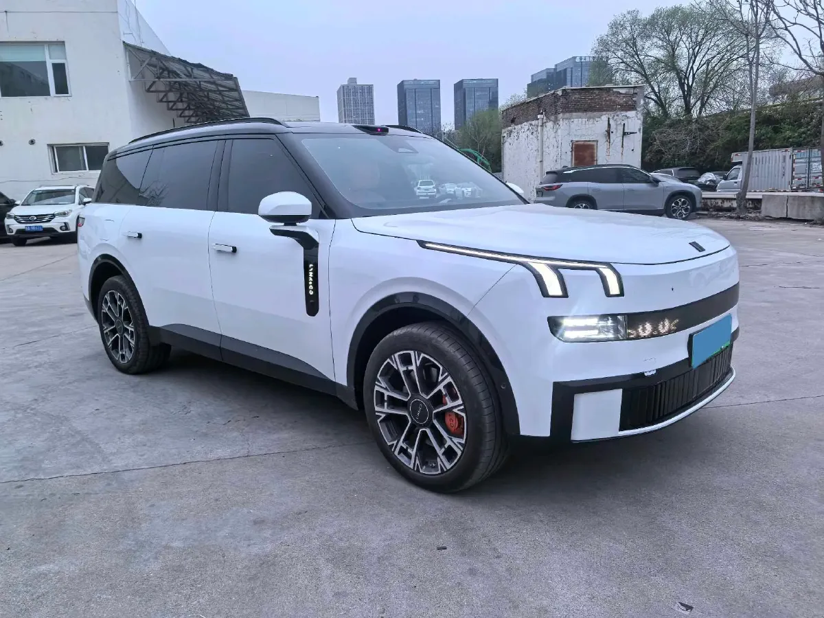 2025 LYNK&CO 900 1.5T 190HP L4 3DHT PHEV 43.3KWH,autocango,china used car exporter,china ev exporter,chinese used car exporter,chinese used ev exporter