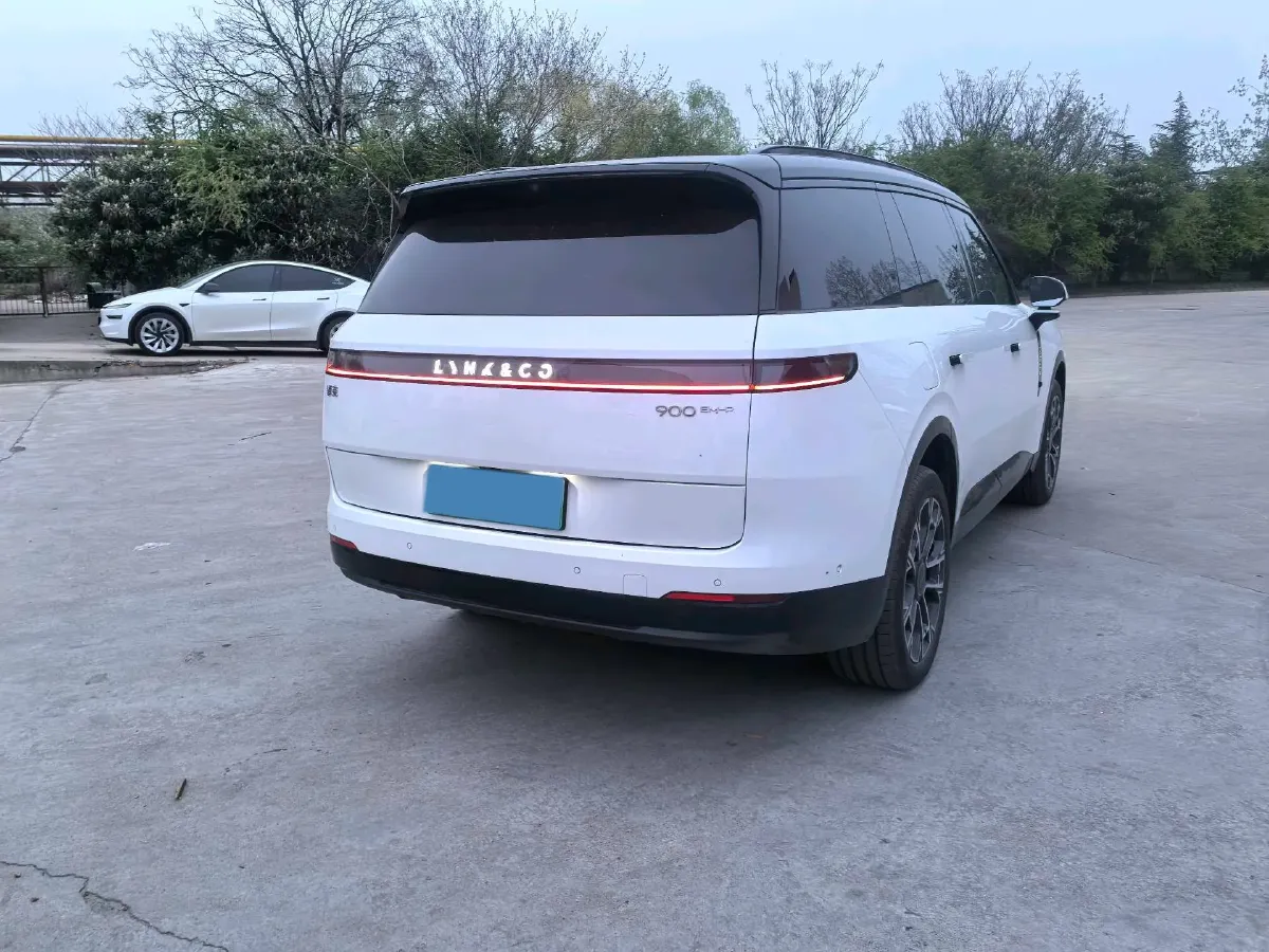 2025 LYNK&CO 900 1.5T 190HP L4 3DHT PHEV 43.3KWH,autocango,china used car exporter,china ev exporter,chinese used car exporter,chinese used ev exporter