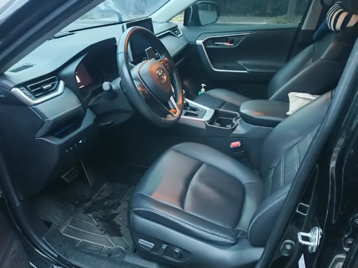 2022 Toyota RAV4 2.0L 171HP L4 CVT,autocango,china used car exporter,china ev exporter,chinese used car exporter,chinese used ev exporter