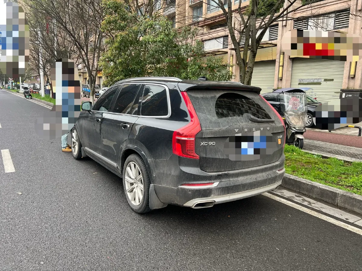 2019 Volvo XC90 2.0T 320HP L4 8AT,autocango,china used car exporter,china ev exporter,chinese used car exporter,chinese used ev exporter