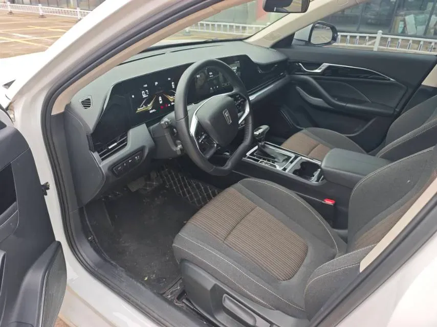 2022 Bestune B70 1.5T 169HP L4 7DCT,autocango,china used car exporter,china ev exporter,chinese used car exporter,chinese used ev exporter