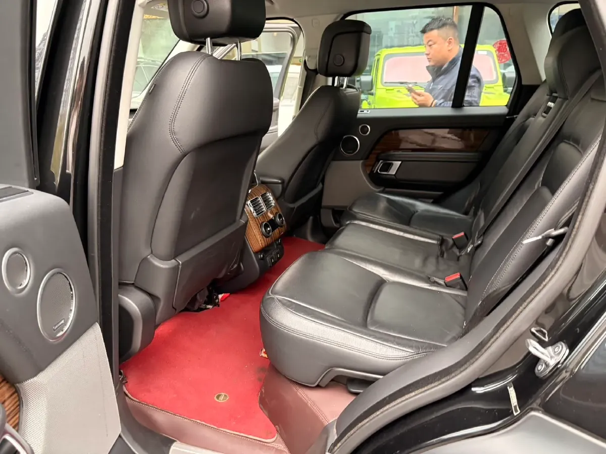 2018 Land Rover Range Rover Evoque 2.0T 241HP L4 9AT,autocango,china used car exporter,china ev exporter,chinese used car exporter,chinese used ev exporter