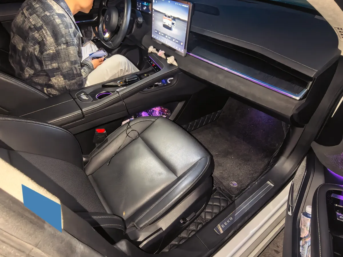 2022 Zeekr 001 BEV 86KWH,autocango,china used car exporter,china ev exporter,chinese used car exporter,chinese used ev exporter