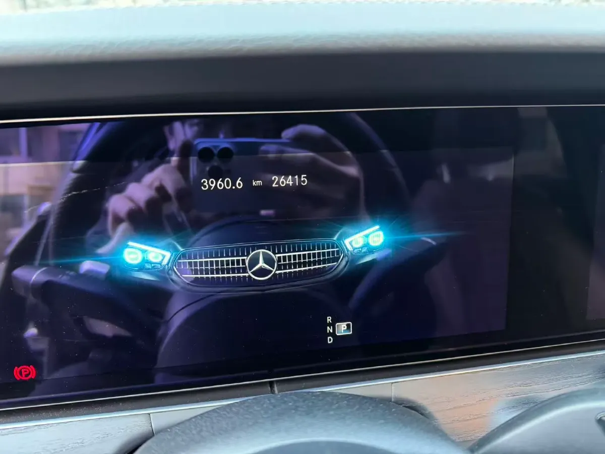 2022 Mercedes-Benz GLC Class 2.0T 258HP L4 9AT,autocango,china used car exporter,china ev exporter,chinese used car exporter,chinese used ev exporter