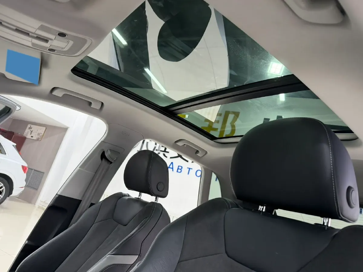 2023 Audi Q3 1.4T 150HP L4 7DCT,autocango,china used car exporter,china ev exporter,chinese used car exporter,chinese used ev exporter