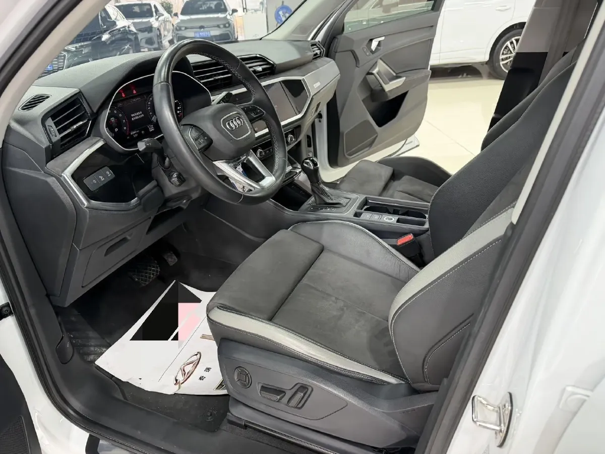 2023 Audi Q3 1.4T 150HP L4 7DCT,autocango,china used car exporter,china ev exporter,chinese used car exporter,chinese used ev exporter