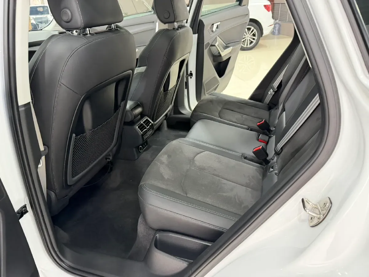 2023 Audi Q3 1.4T 150HP L4 7DCT,autocango,china used car exporter,china ev exporter,chinese used car exporter,chinese used ev exporter