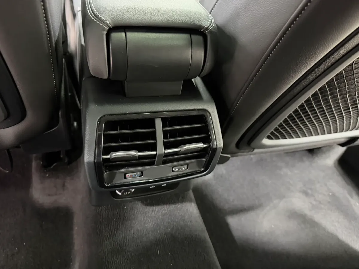 2023 Audi Q3 1.4T 150HP L4 7DCT,autocango,china used car exporter,china ev exporter,chinese used car exporter,chinese used ev exporter