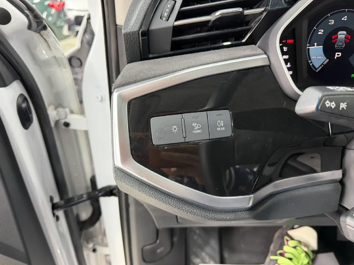 2023 Audi Q3 1.4T 150HP L4 7DCT,autocango,china used car exporter,china ev exporter,chinese used car exporter,chinese used ev exporter