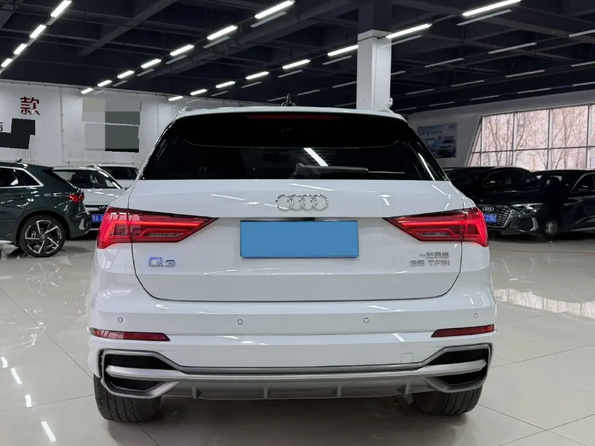 2023 Audi Q3 1.4T 150HP L4 7DCT,autocango,china used car exporter,china ev exporter,chinese used car exporter,chinese used ev exporter