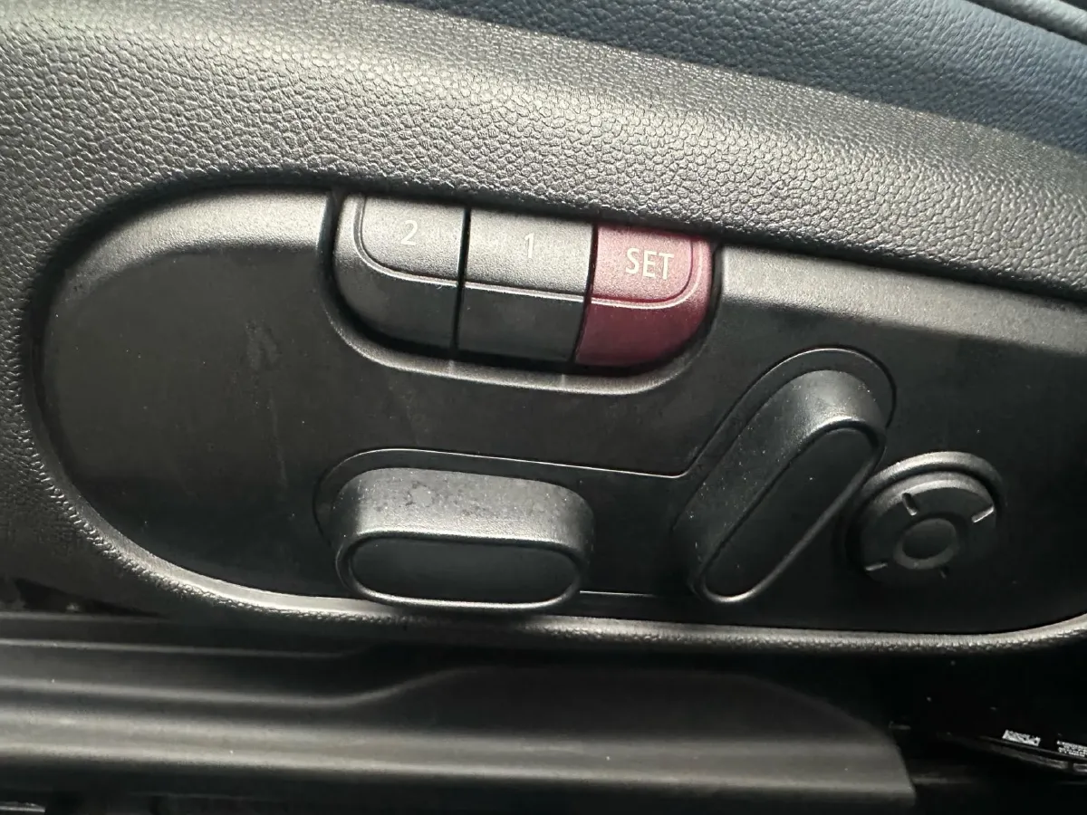 2021 MINI CLUBMAN 1.5T 136HP L3 7DCT,autocango,china used car exporter,china ev exporter,chinese used car exporter,chinese used ev exporter