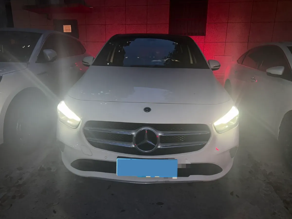 2021 Mercedes-Benz B Class 1.3T 163HP L4 7DCT,autocango,china used car exporter,china ev exporter,chinese used car exporter,chinese used ev exporter