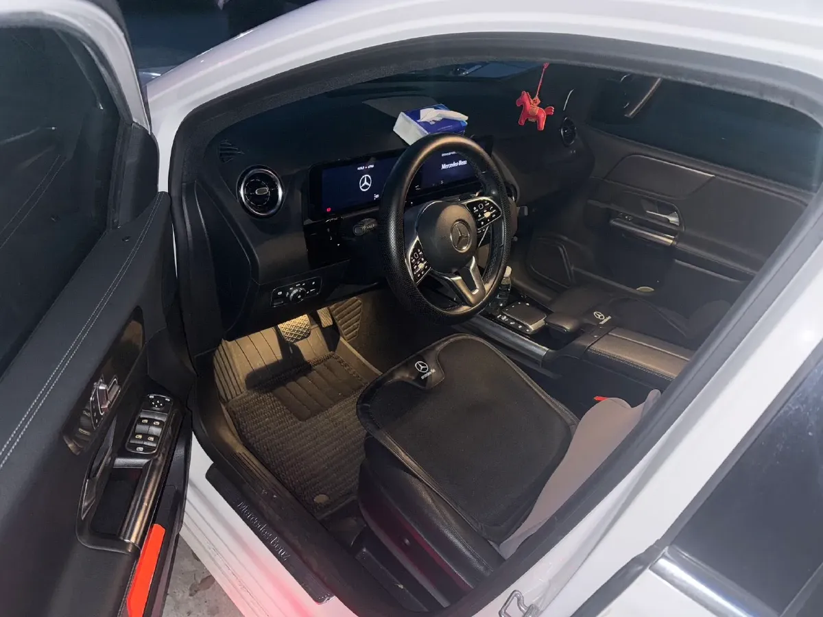 2021 Mercedes-Benz B Class 1.3T 163HP L4 7DCT,autocango,china used car exporter,china ev exporter,chinese used car exporter,chinese used ev exporter