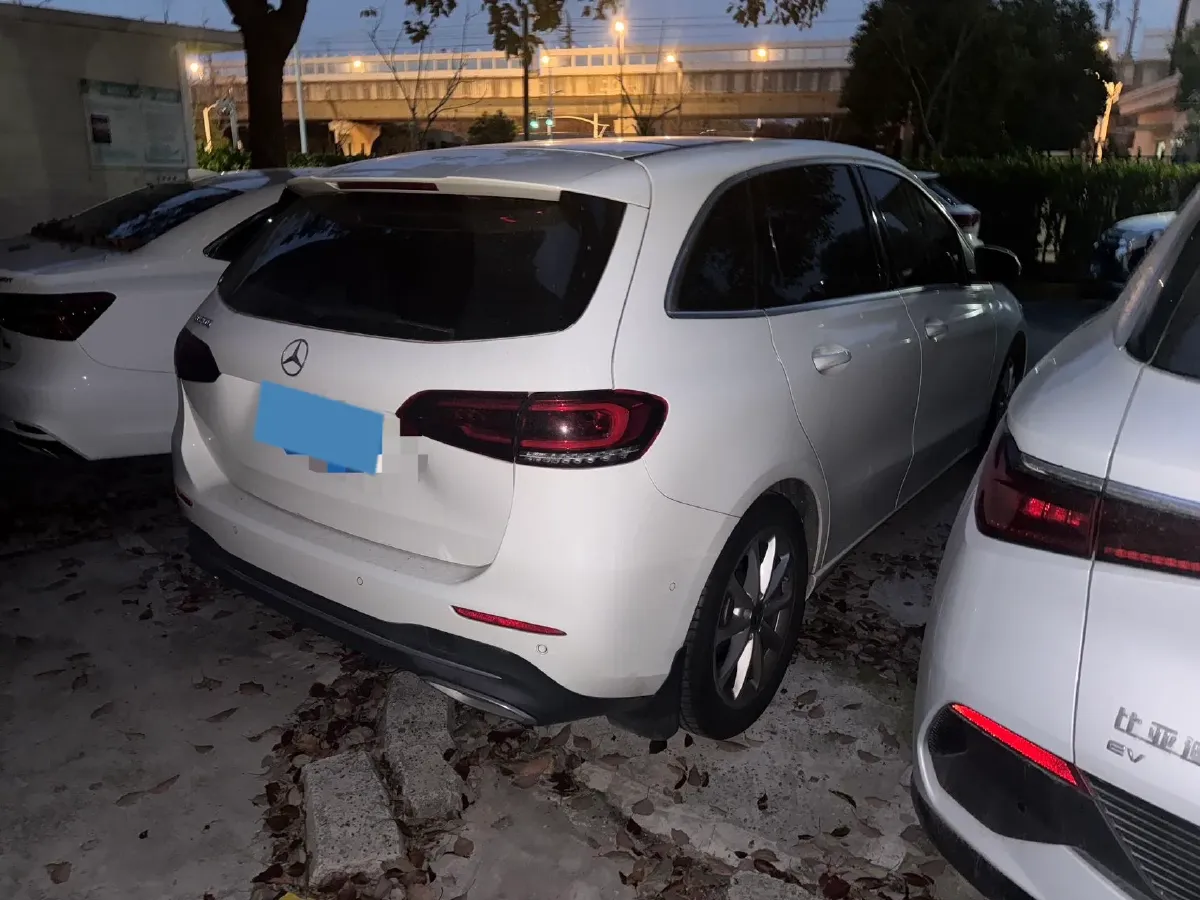 2021 Mercedes-Benz B Class 1.3T 163HP L4 7DCT,autocango,china used car exporter,china ev exporter,chinese used car exporter,chinese used ev exporter