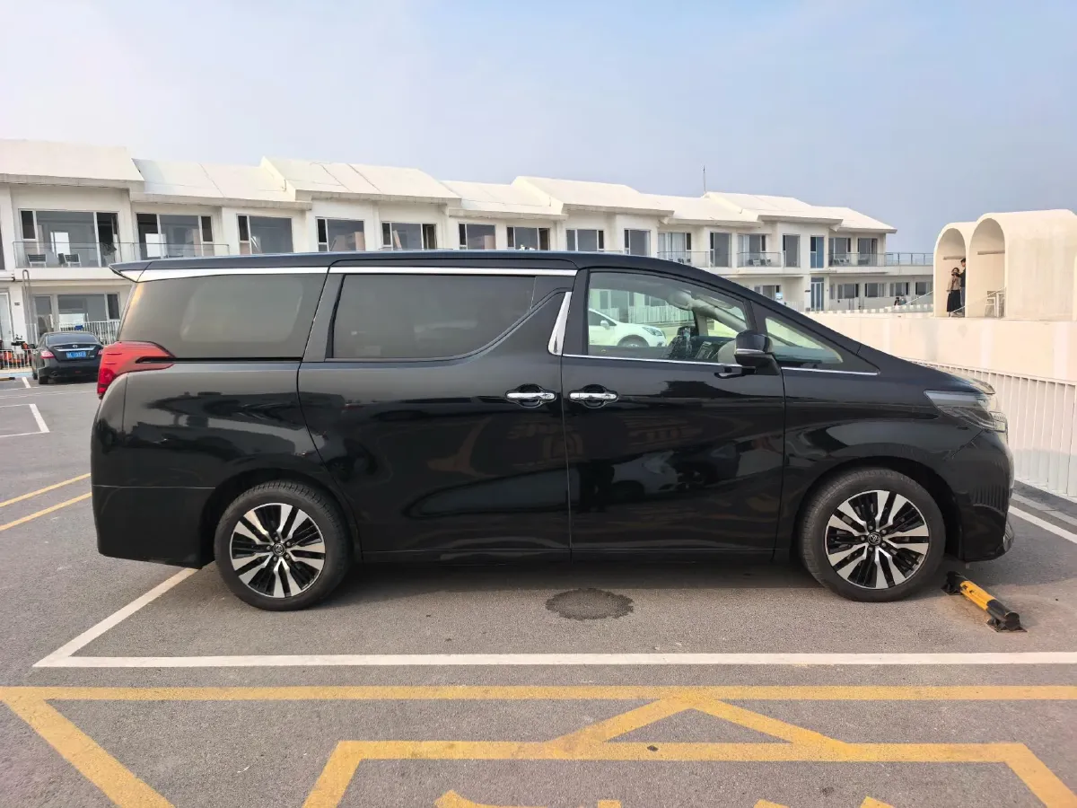 2018 Toyota Alphard 3.5L 301HP V6 8AT,autocango,china used car exporter,china ev exporter,chinese used car exporter,chinese used ev exporter