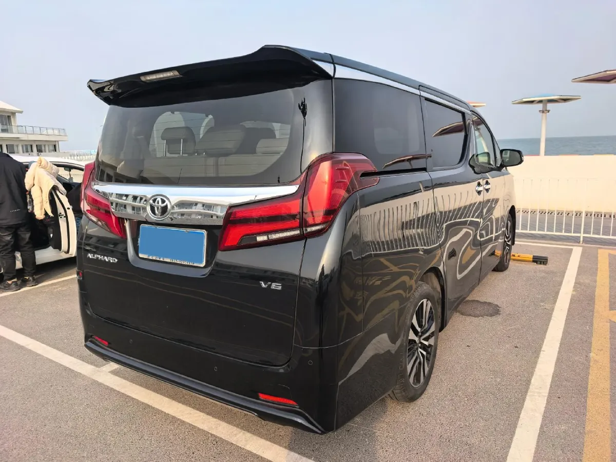 2018 Toyota Alphard 3.5L 301HP V6 8AT,autocango,china used car exporter,china ev exporter,chinese used car exporter,chinese used ev exporter