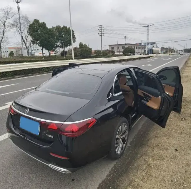 2025 Mercedes-Benz E Class 2.0T 258HP L4 9AT,autocango,china used car exporter,china ev exporter,chinese used car exporter,chinese used ev exporter