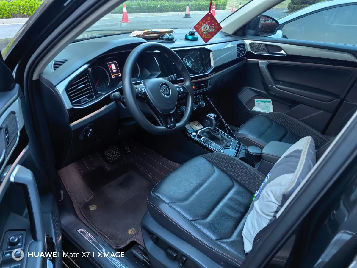 2019 Jeep Cherokee 2.0T 234HP L4 9AT,autocango,china used car exporter,china ev exporter,chinese used car exporter,chinese used ev exporter