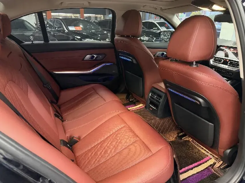 2022 BMW 3 Series 2.0T 258HP L4 8AT,autocango,china used car exporter,china ev exporter,chinese used car exporter,chinese used ev exporter