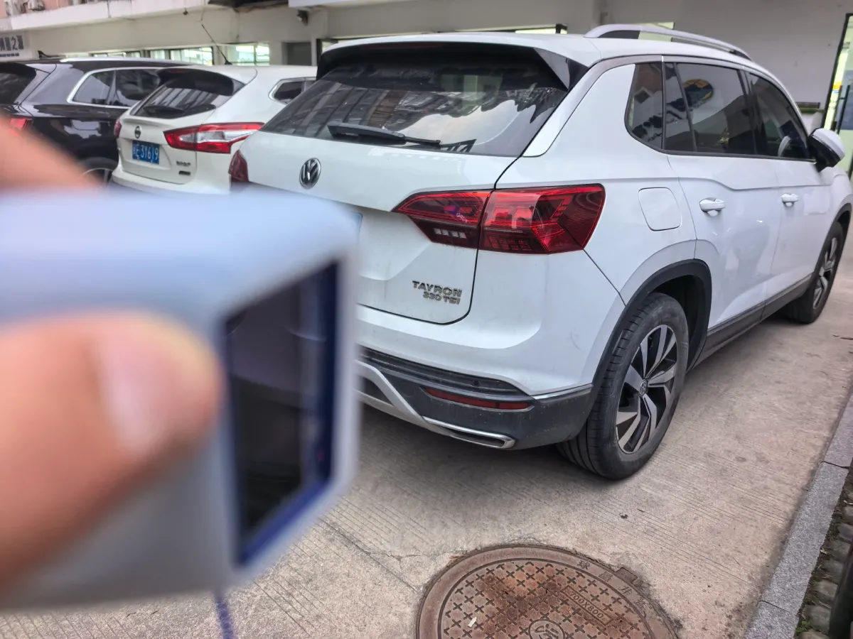 2019 Jeep Cherokee 2.0T 234HP L4 9AT,autocango,china used car exporter,china ev exporter,chinese used car exporter,chinese used ev exporter