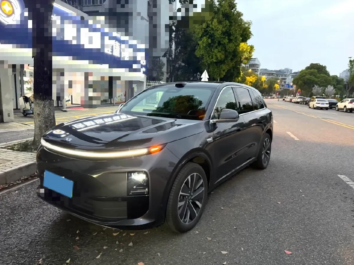 2025 Li L6 Range Extended 154HP L4 REEV,autocango,china used car exporter,china ev exporter,chinese used car exporter,chinese used ev exporter