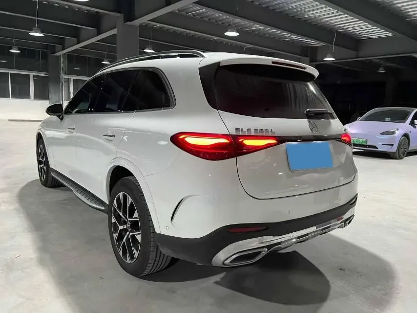 2024 Mercedes-Benz GLC Class 2.0T 204HP L4 9AT,autocango,china used car exporter,china ev exporter,chinese used car exporter,chinese used ev exporter