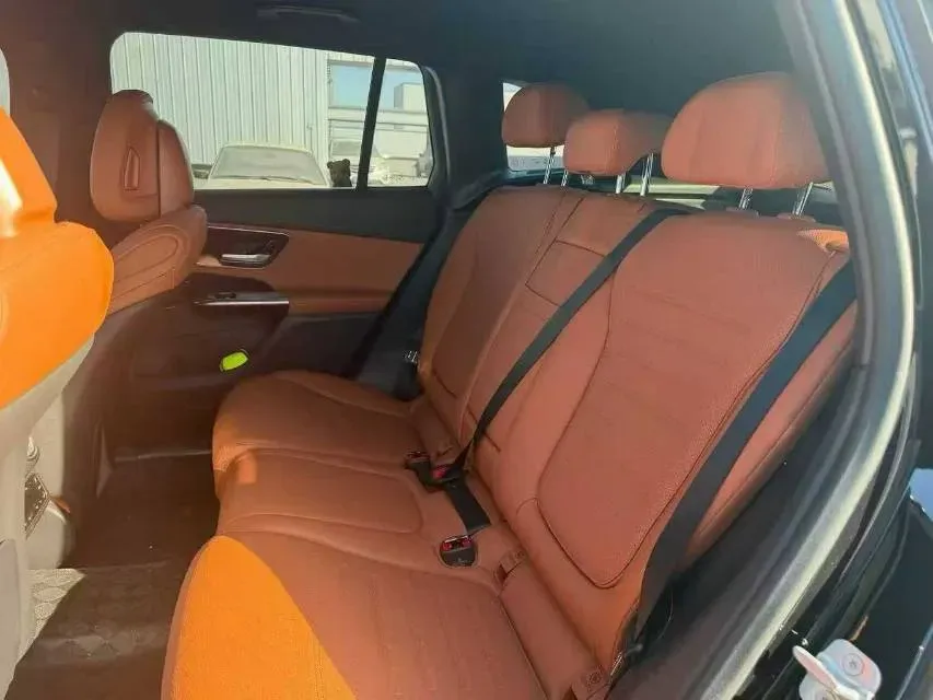 2024 Mercedes-Benz GLC Class 2.0T 204HP L4 9AT,autocango,china used car exporter,china ev exporter,chinese used car exporter,chinese used ev exporter