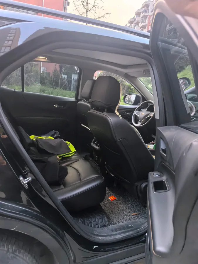 2019 Chevrolet Equinox 1.5T 169HP L4 6AT,autocango,china used car exporter,china ev exporter,chinese used car exporter,chinese used ev exporter